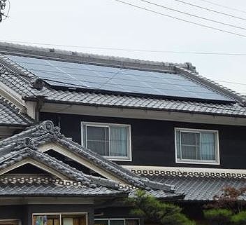 古い家 太陽光