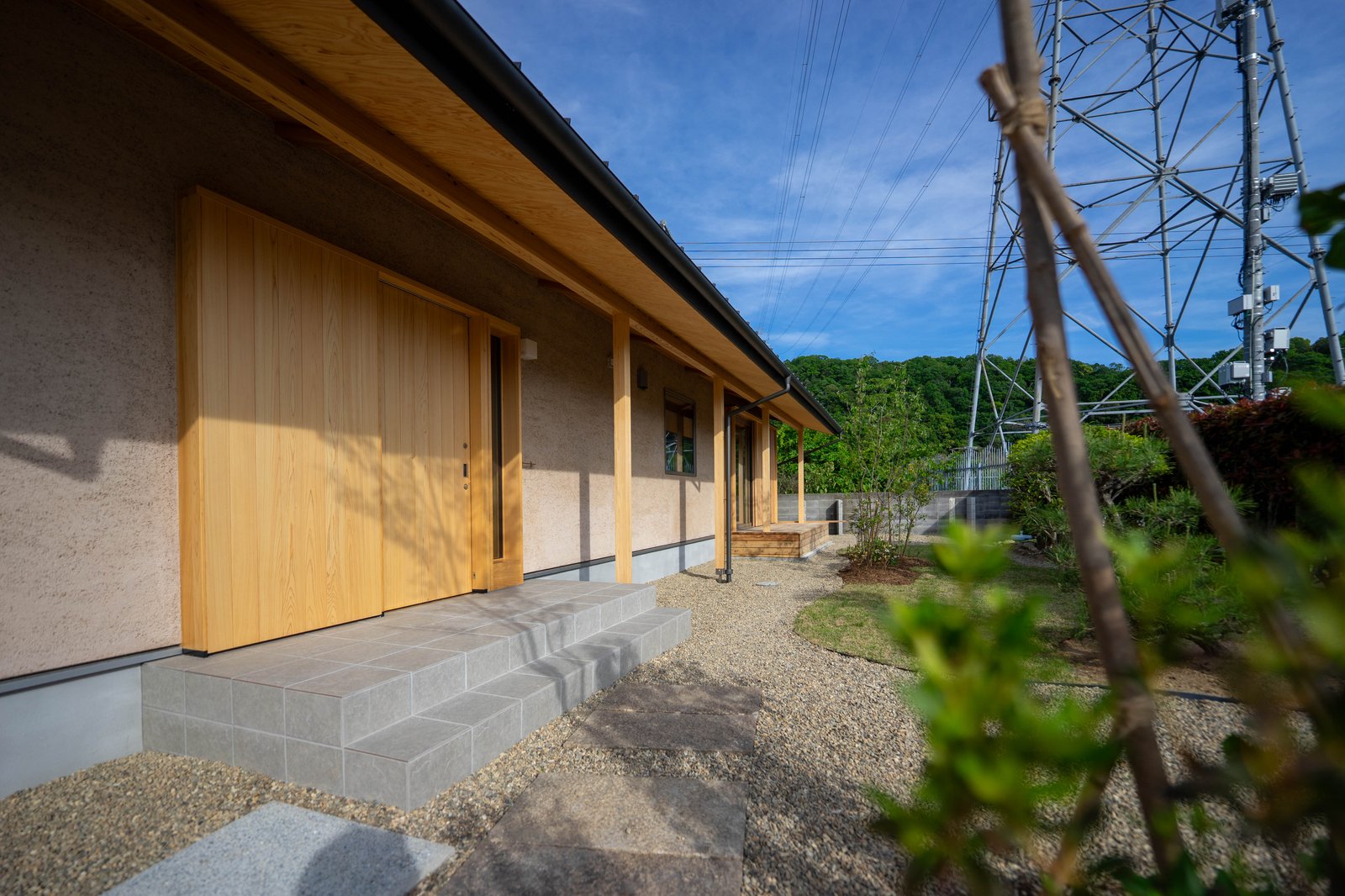 水平のラインが美しい平屋の外観
